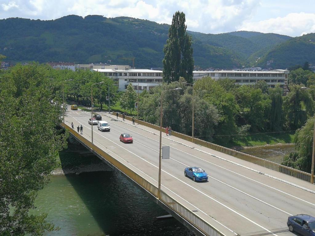 Hotel "Jkc Banja Luka" Eksteriør bilde