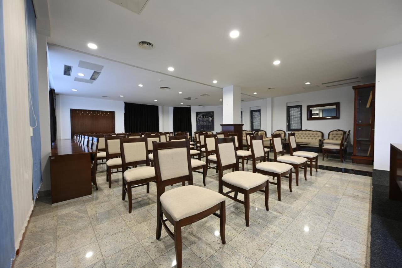 Hotel "Jkc Banja Luka" Eksteriør bilde