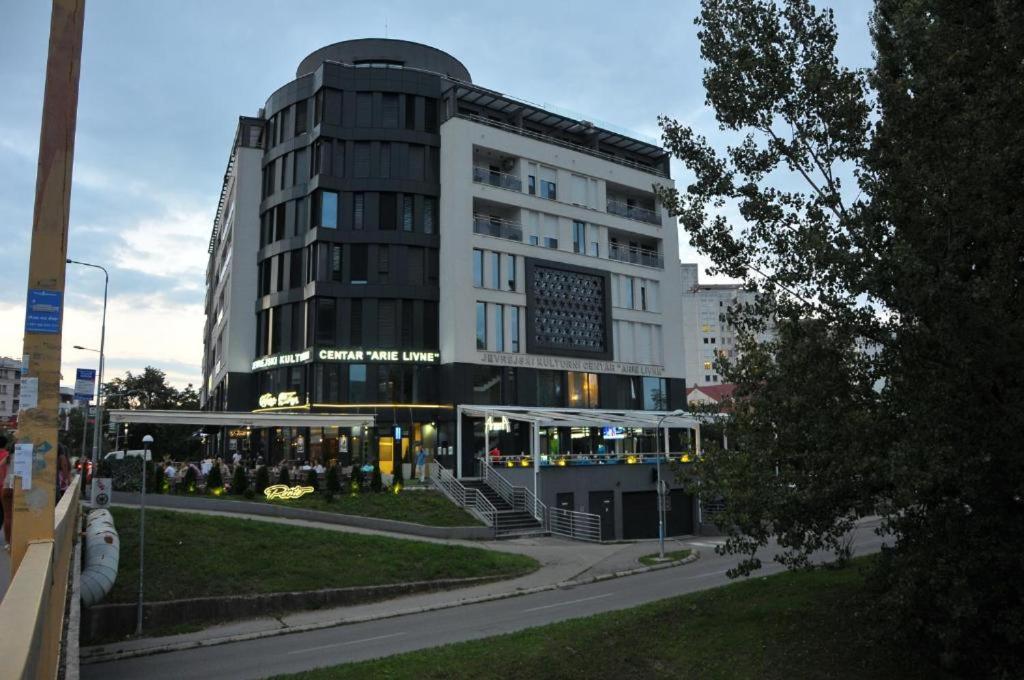 Hotel "Jkc Banja Luka" Eksteriør bilde