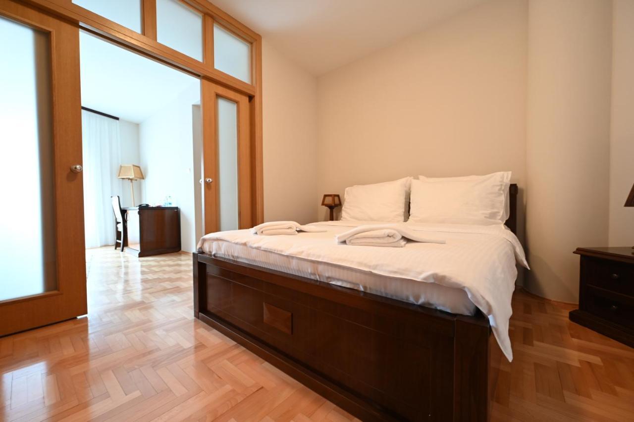 Hotel "Jkc Banja Luka" Eksteriør bilde